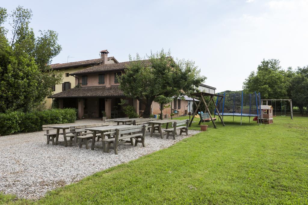Agriturismo Borg Da Ocjs Medea Exteriér fotografie