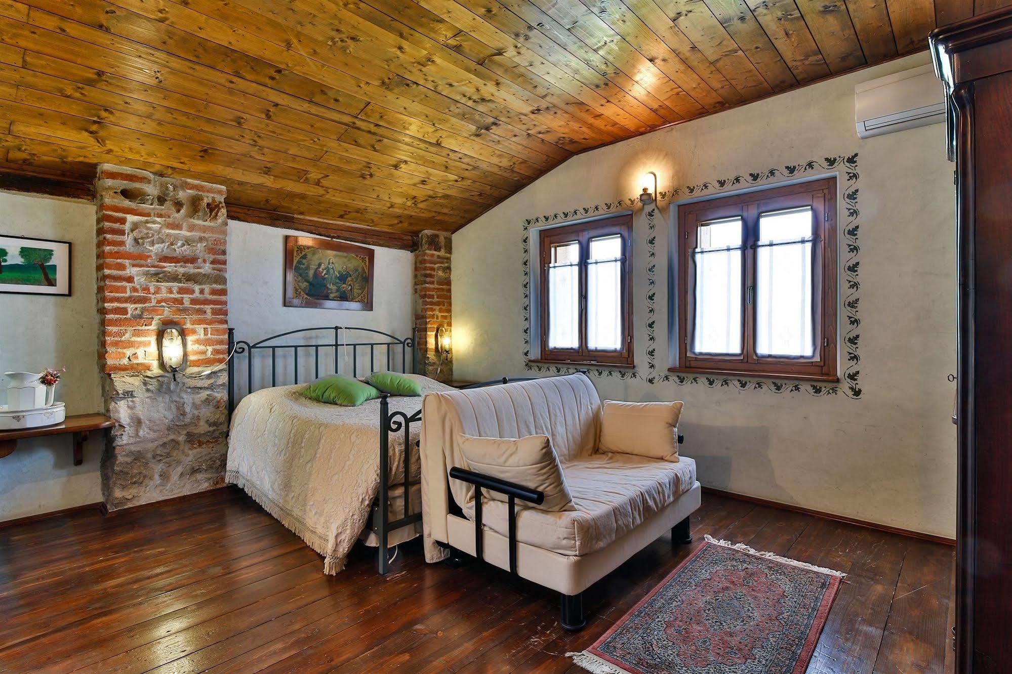Agriturismo Borg Da Ocjs Medea Exteriér fotografie